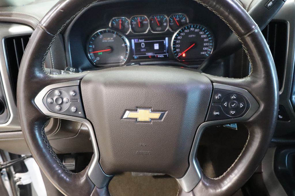 Photo 32 of this CHEVROLET SILVERADO 2500