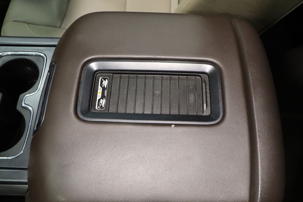 Photo 43 of this CHEVROLET SILVERADO 2500