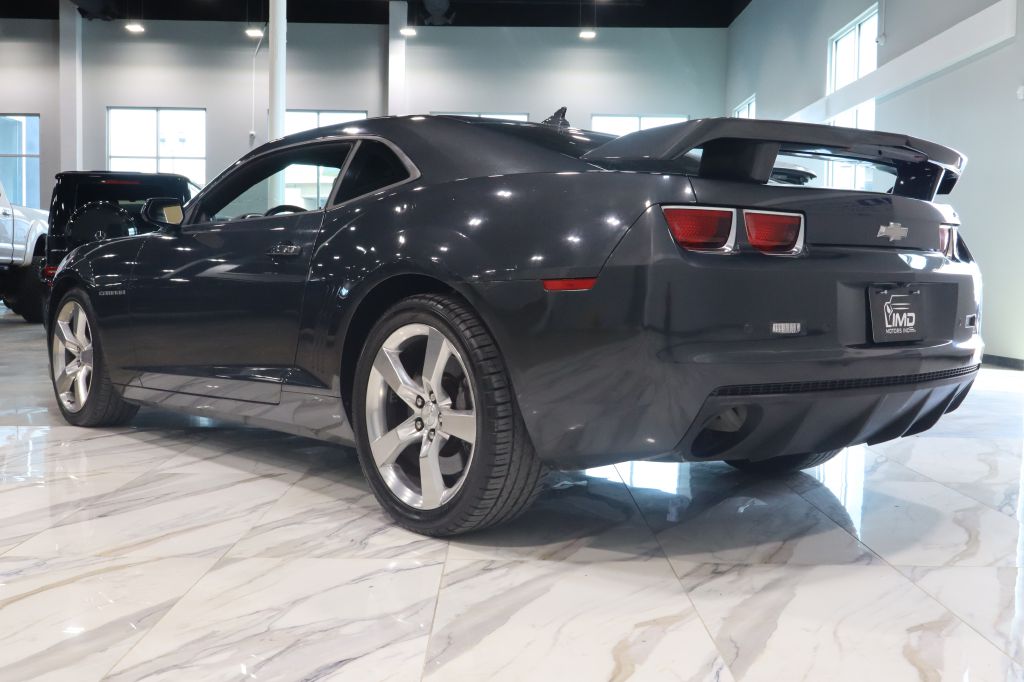 Photo 5 of this CHEVROLET CAMARO