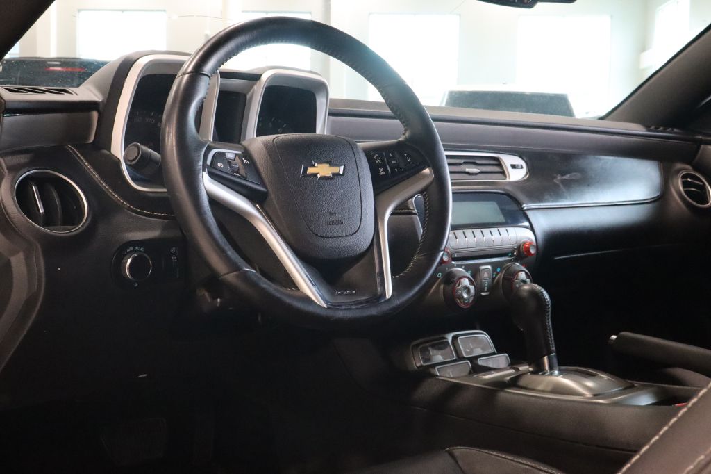 Photo 8 of this CHEVROLET CAMARO