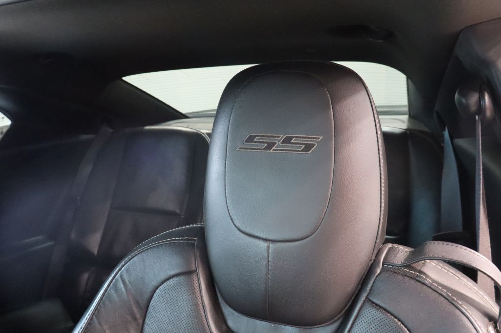 Photo 18 of this CHEVROLET CAMARO