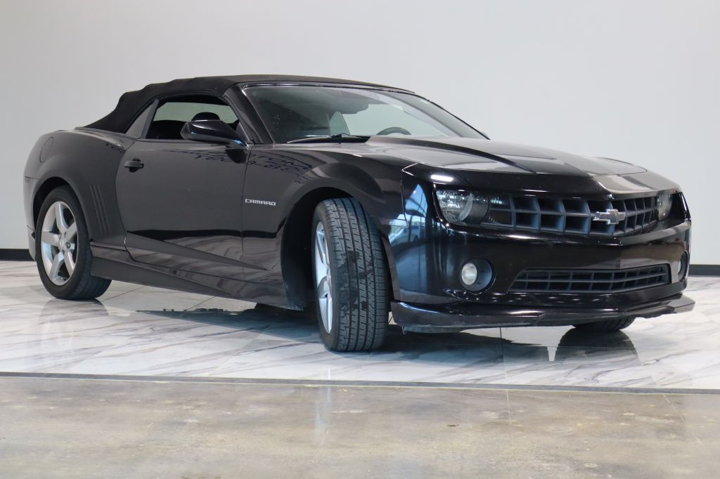 Photo 4 of this CHEVROLET CAMARO