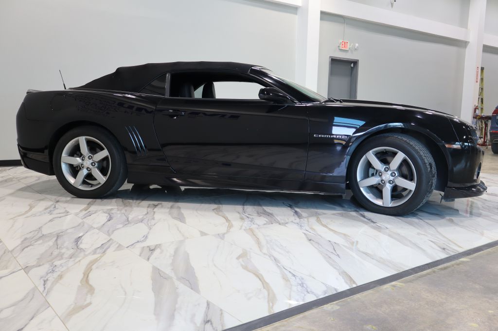 Photo 5 of this CHEVROLET CAMARO