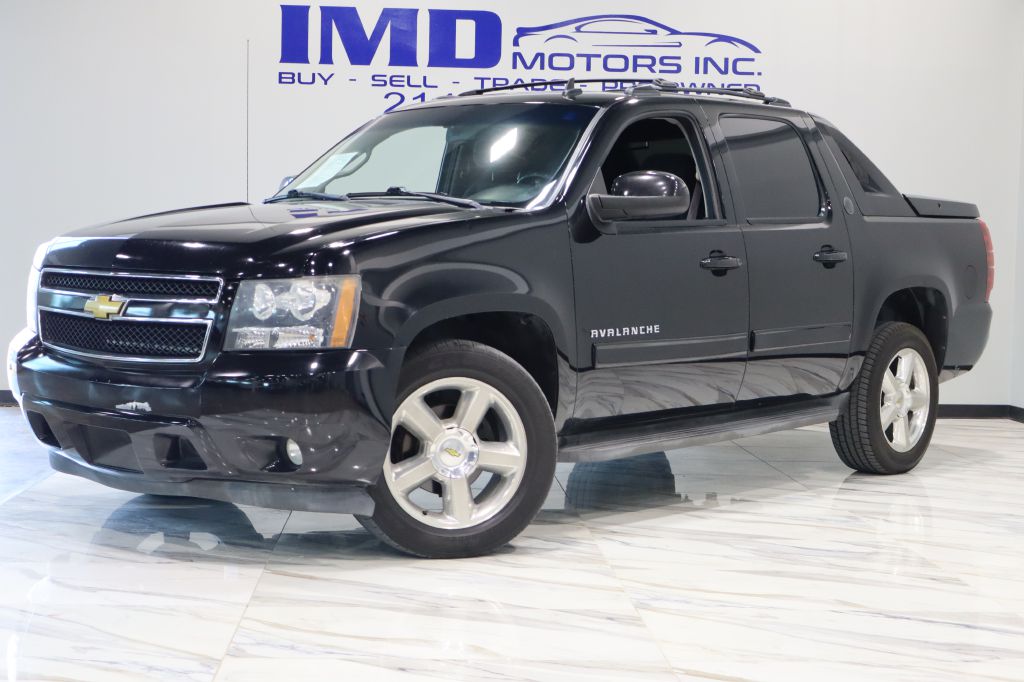 CHEVROLET AVALANCHE 2013 CHEVROLET AVALANCHE 3GNMCEE05DG175108