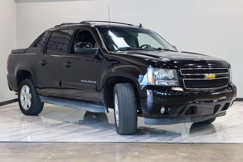 CHEVROLET AVALANCHE 2013 CHEVROLET AVALANCHE 3GNMCEE05DG175108