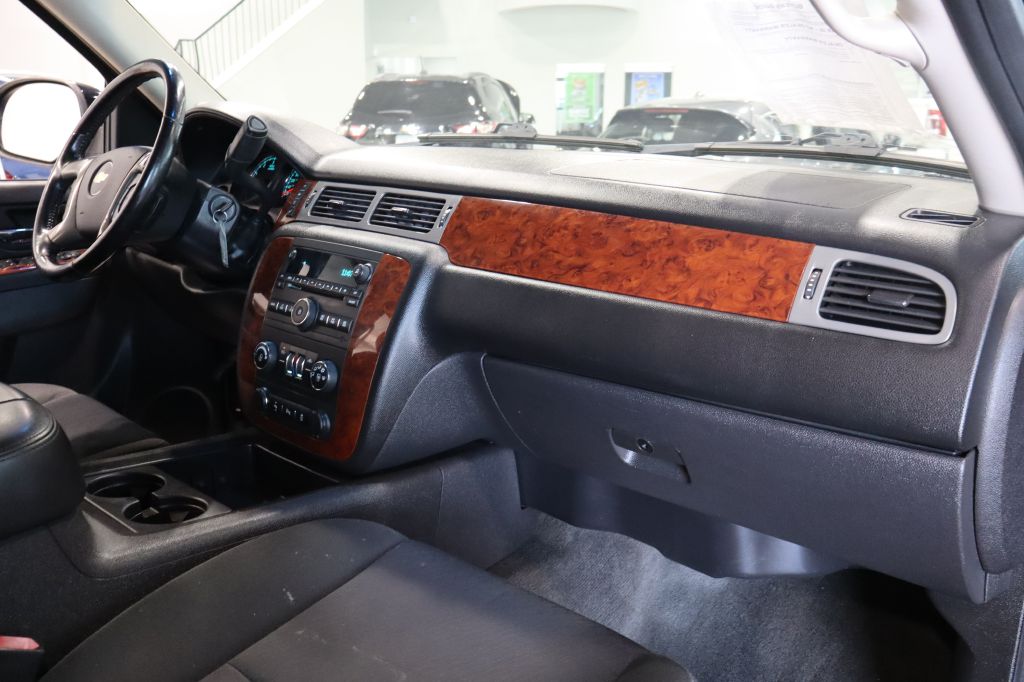 CHEVROLET AVALANCHE 2013 CHEVROLET AVALANCHE 3GNMCEE05DG175108