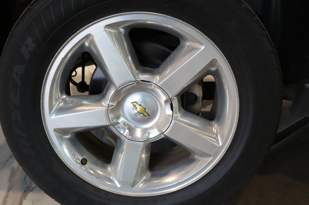 CHEVROLET AVALANCHE 2013 CHEVROLET AVALANCHE 3GNMCEE05DG175108