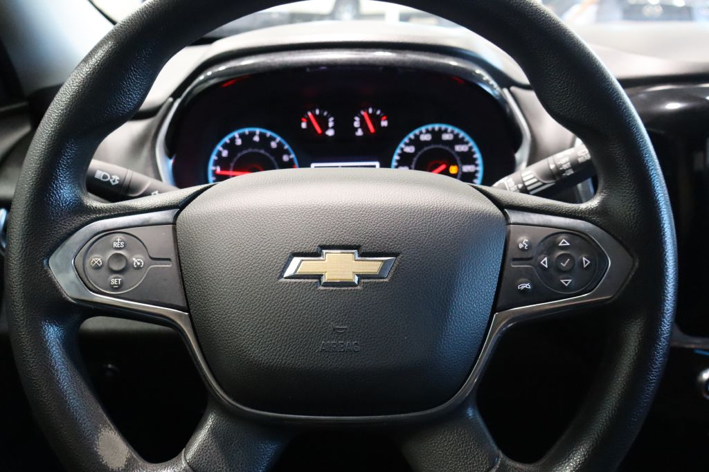 Photo 32 of this CHEVROLET TRAVERSE