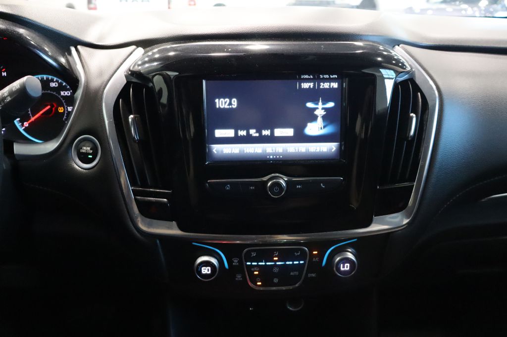 Photo 33 of this CHEVROLET TRAVERSE
