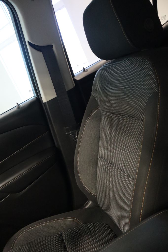 Photo 41 of this CHEVROLET TRAVERSE