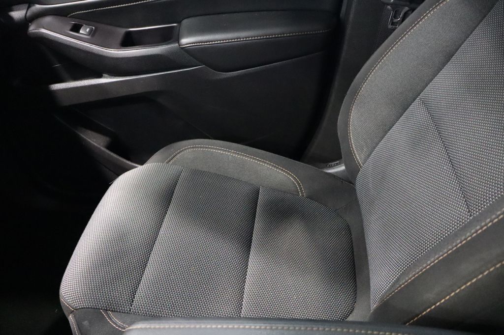 Photo 42 of this CHEVROLET TRAVERSE