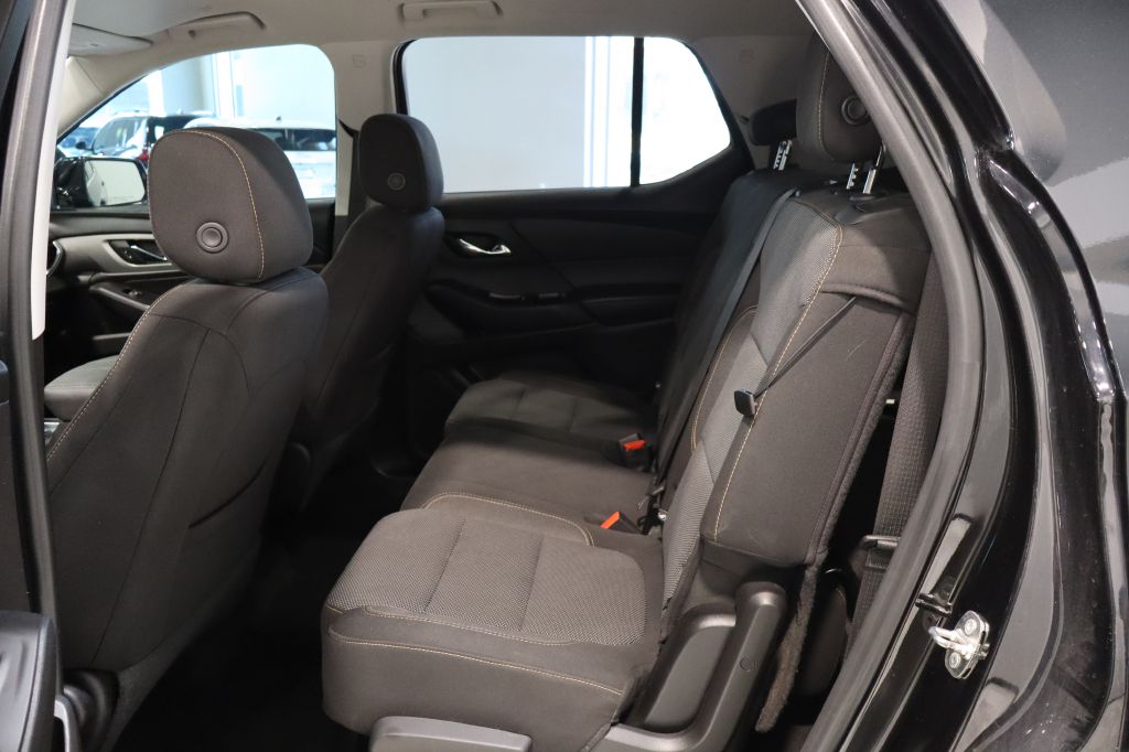 Photo 44 of this CHEVROLET TRAVERSE