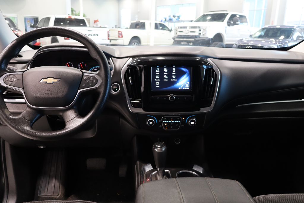 Photo 47 of this CHEVROLET TRAVERSE
