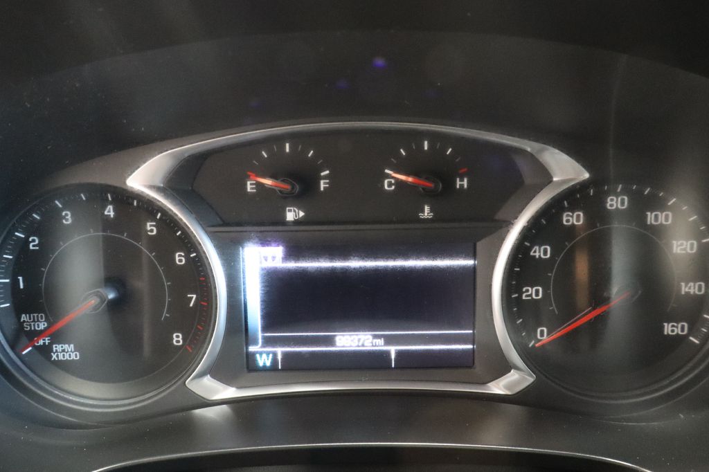 Photo 15 of this CHEVROLET MALIBU