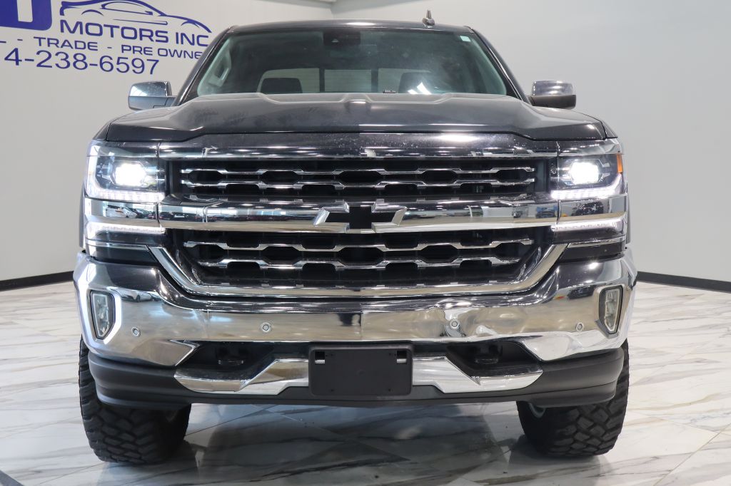 Photo 2 of this CHEVROLET SILVERADO 1500
