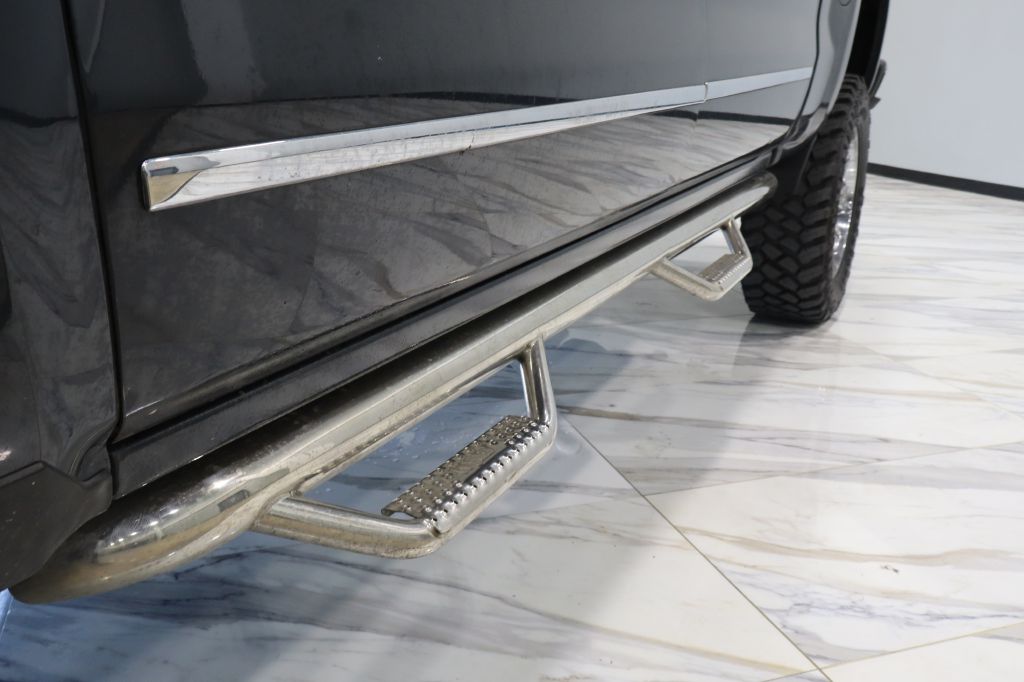 Photo 13 of this CHEVROLET SILVERADO 1500