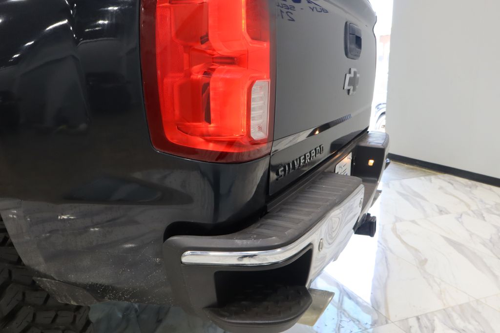 Photo 16 of this CHEVROLET SILVERADO 1500