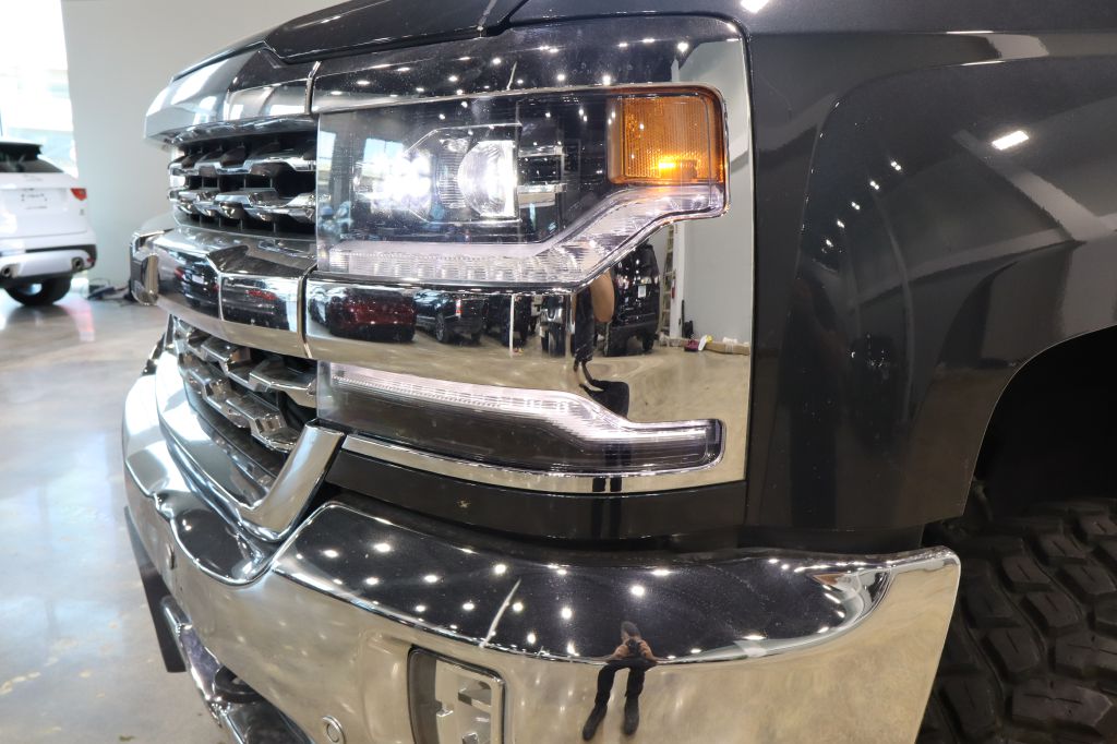 Photo 24 of this CHEVROLET SILVERADO 1500