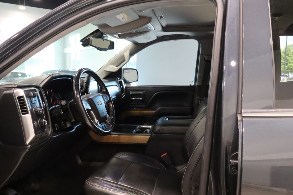 Photo 29 of this CHEVROLET SILVERADO 1500