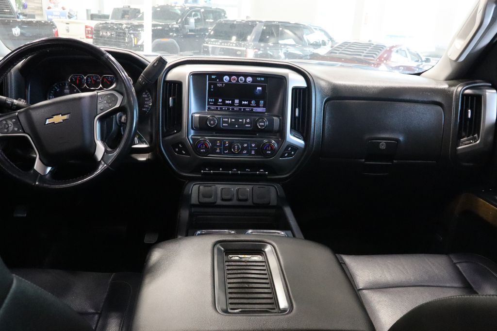 Photo 52 of this CHEVROLET SILVERADO 1500