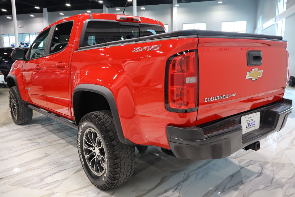 Photo 5 of this CHEVROLET COLORADO