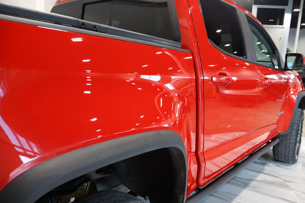 Photo 16 of this CHEVROLET COLORADO
