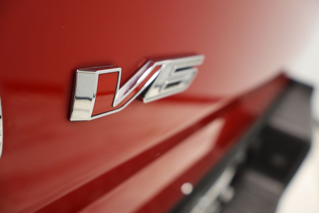 Photo 21 of this CHEVROLET COLORADO
