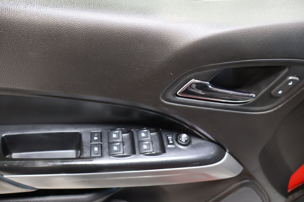 Photo 25 of this CHEVROLET COLORADO