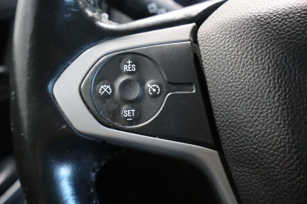 Photo 31 of this CHEVROLET COLORADO