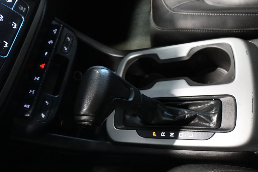 Photo 36 of this CHEVROLET COLORADO