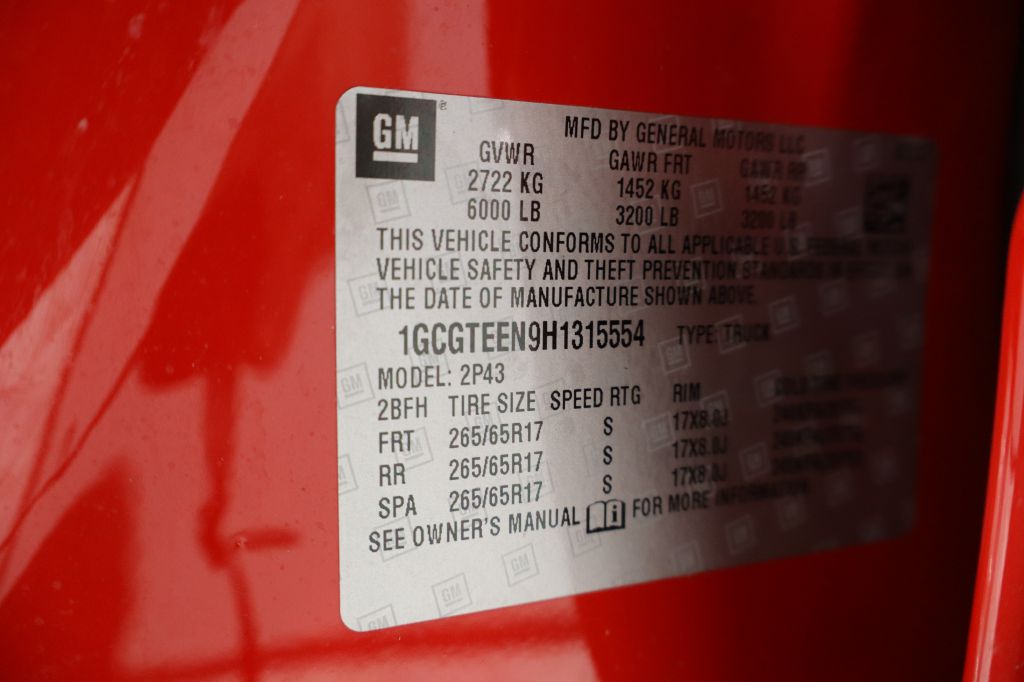 Photo 45 of this CHEVROLET COLORADO
