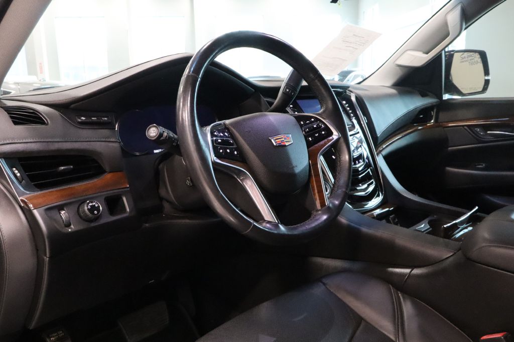 CADILLAC ESCALADE 2018 CADILLAC ESCALADE 1GYS3BKJ8JR392668