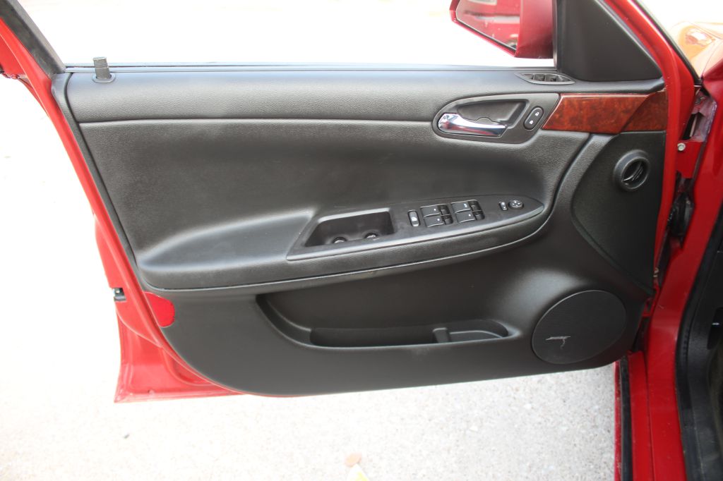 Photo 9 of this CHEVROLET IMPALA