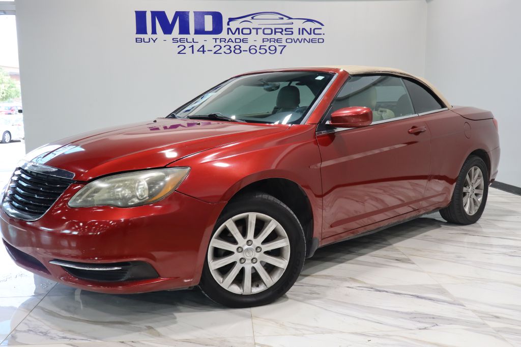 2013 CHRYSLER 200