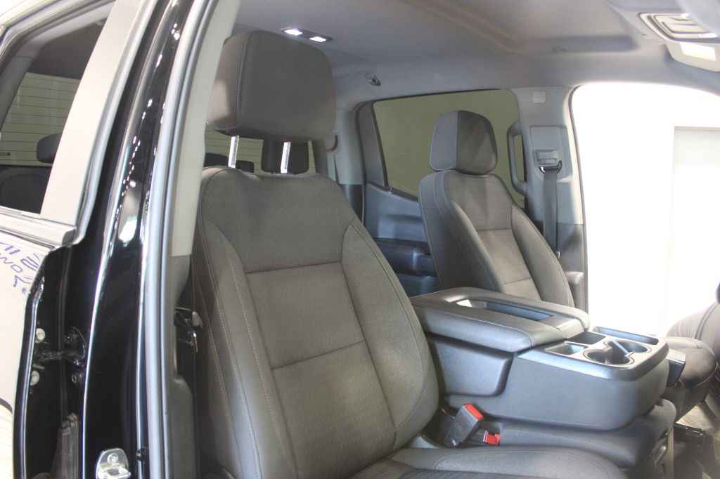 Photo 36 of this CHEVROLET SILVERADO 1500