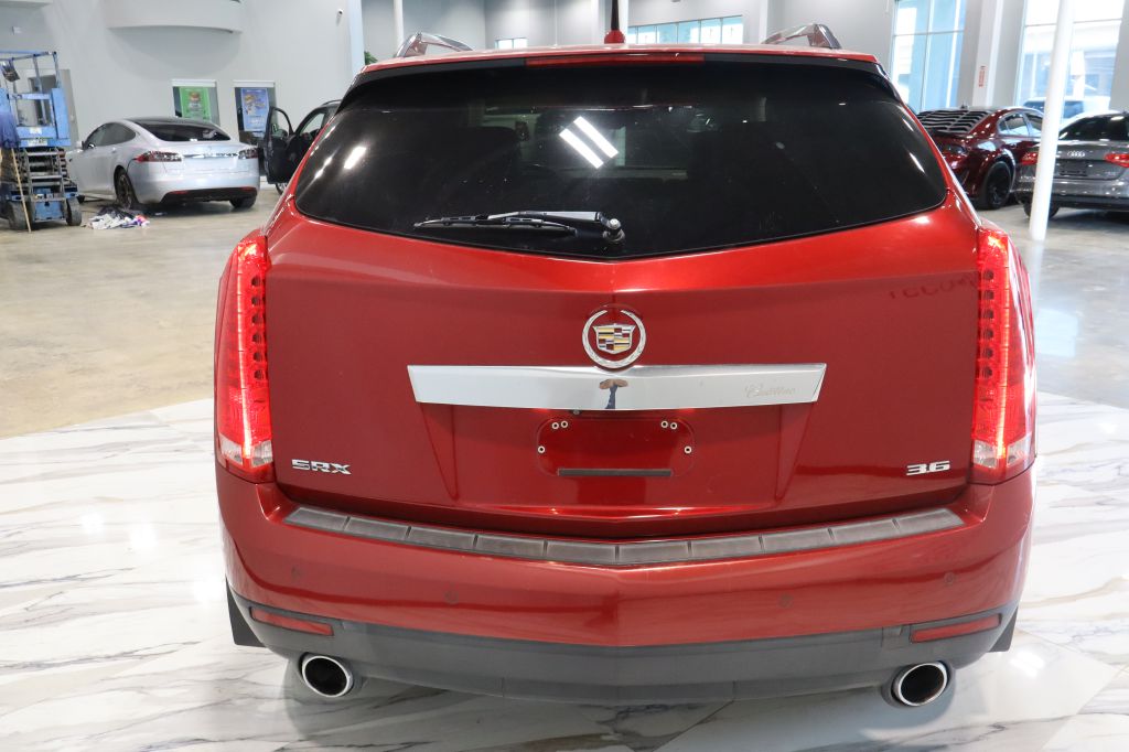 Photo 6 of this CADILLAC SRX