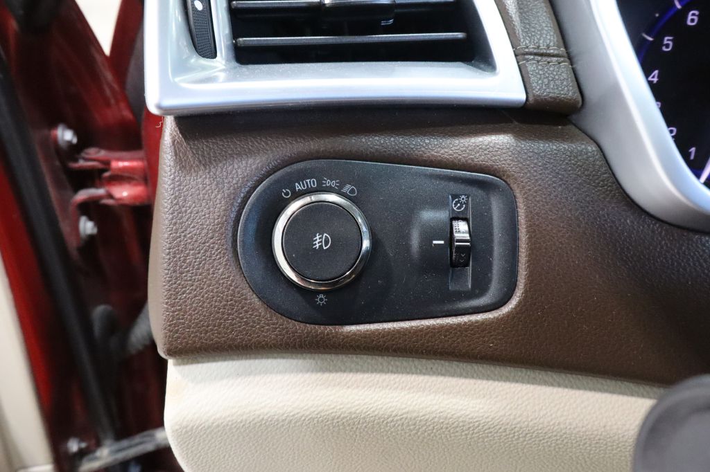 Photo 11 of this CADILLAC SRX