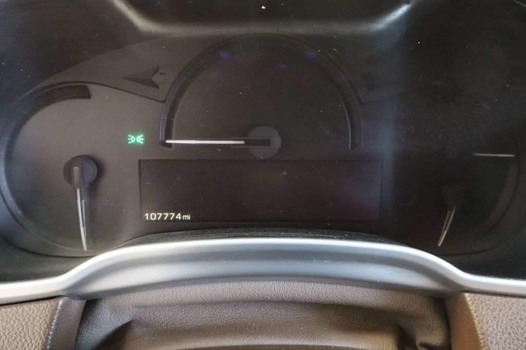 Photo 12 of this CADILLAC SRX
