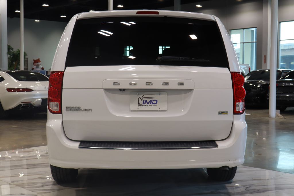 Photo 7 of this DODGE GRAND CARAVAN