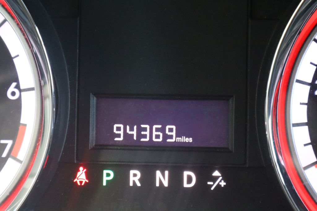 Photo 17 of this DODGE GRAND CARAVAN