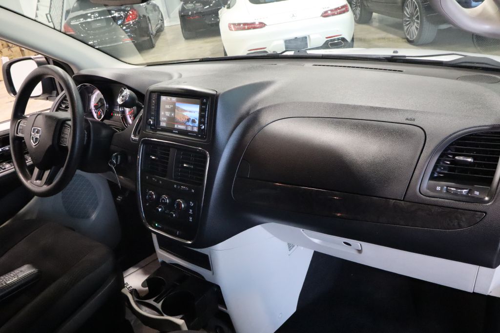 Photo 24 of this DODGE GRAND CARAVAN