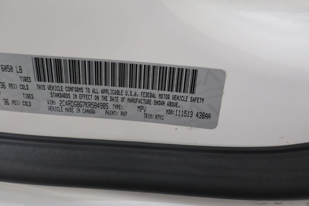 Photo 32 of this DODGE GRAND CARAVAN