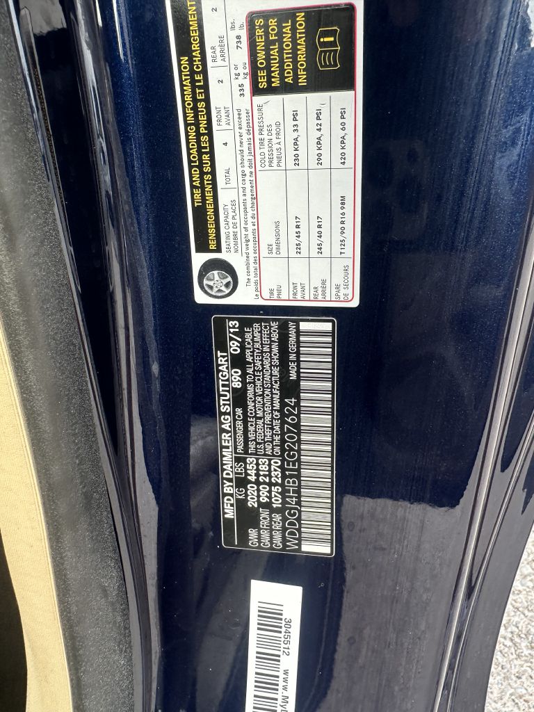Photo 31 of this MERCEDES-BENZ C-CLASS