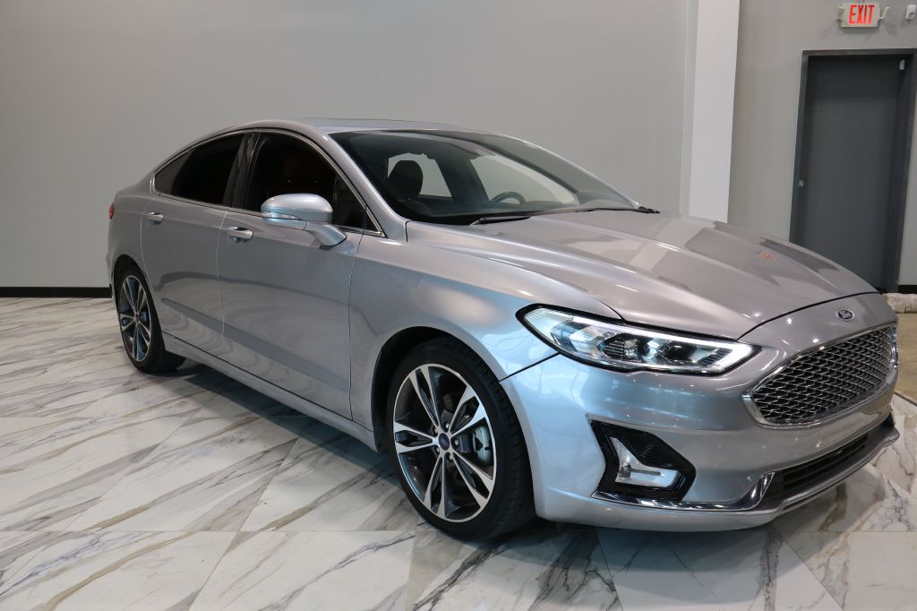 Photo 3 of this FORD FUSION