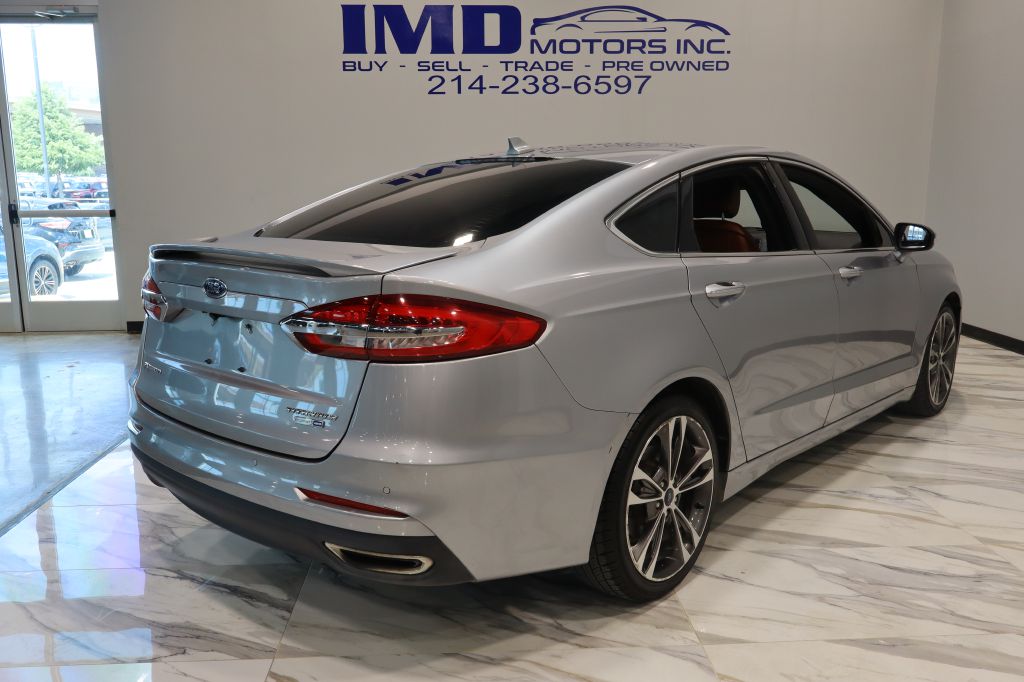 Photo 5 of this FORD FUSION