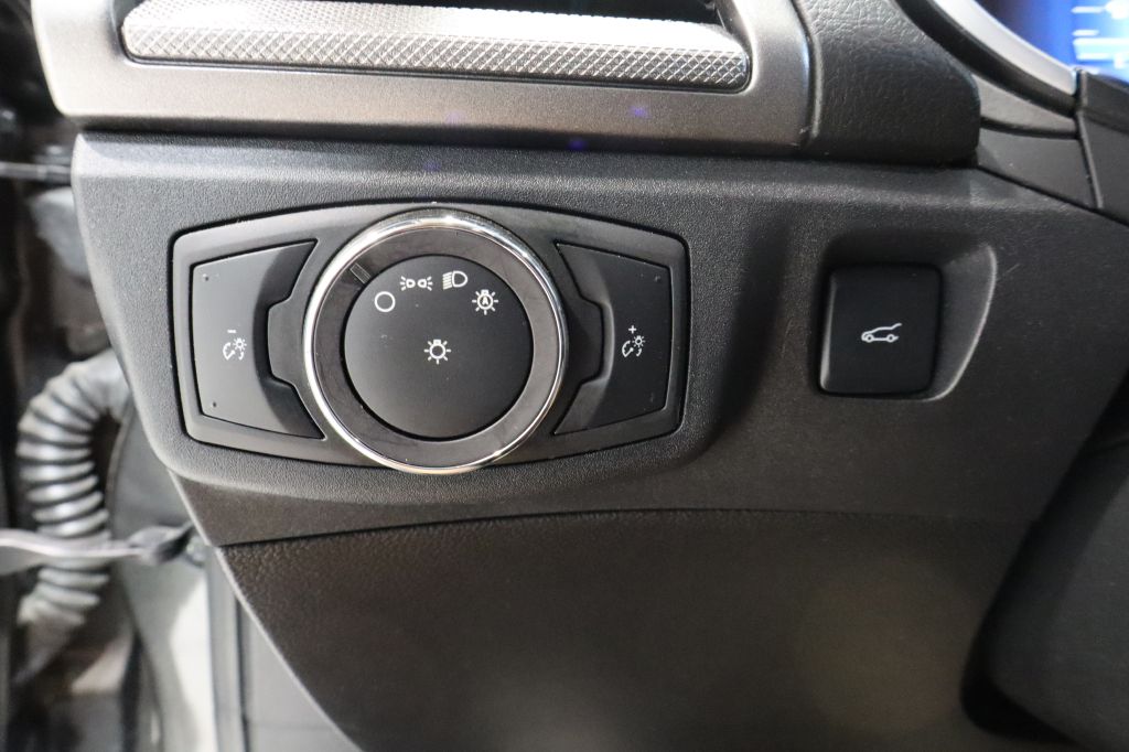 FORD FUSION 2019 FORD FUSION 3FA6P0HD1KR169739