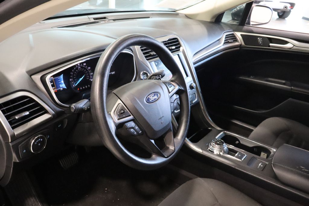 FORD FUSION 2019 FORD FUSION 3FA6P0HD1KR169739