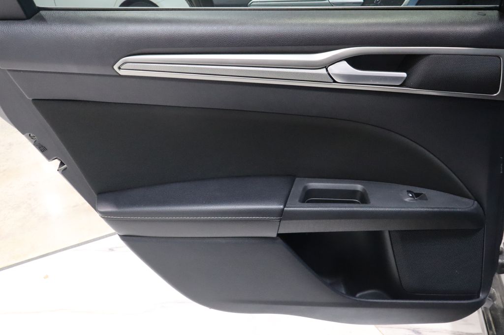 FORD FUSION 2019 FORD FUSION 3FA6P0HD1KR169739