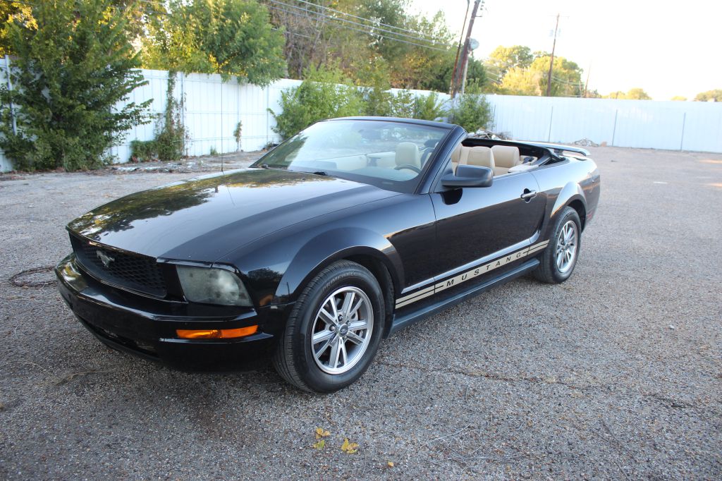 2005 FORD MUSTANG