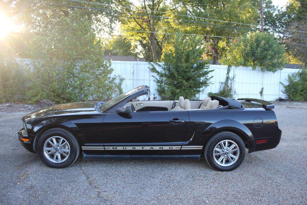 Photo 8 of this FORD MUSTANG